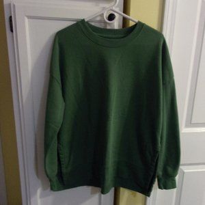 Woman's Arizona Jean Co. Oversized Sweatshirt.  Green. Large